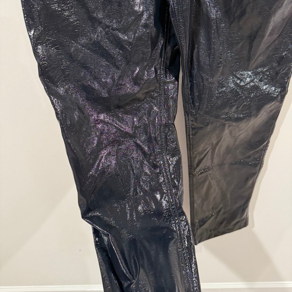 NWT ABERCROMBIE & FITCH The 90s Straight Ultra High Rise Black Faux Leather Pant - Picture 5 of 7